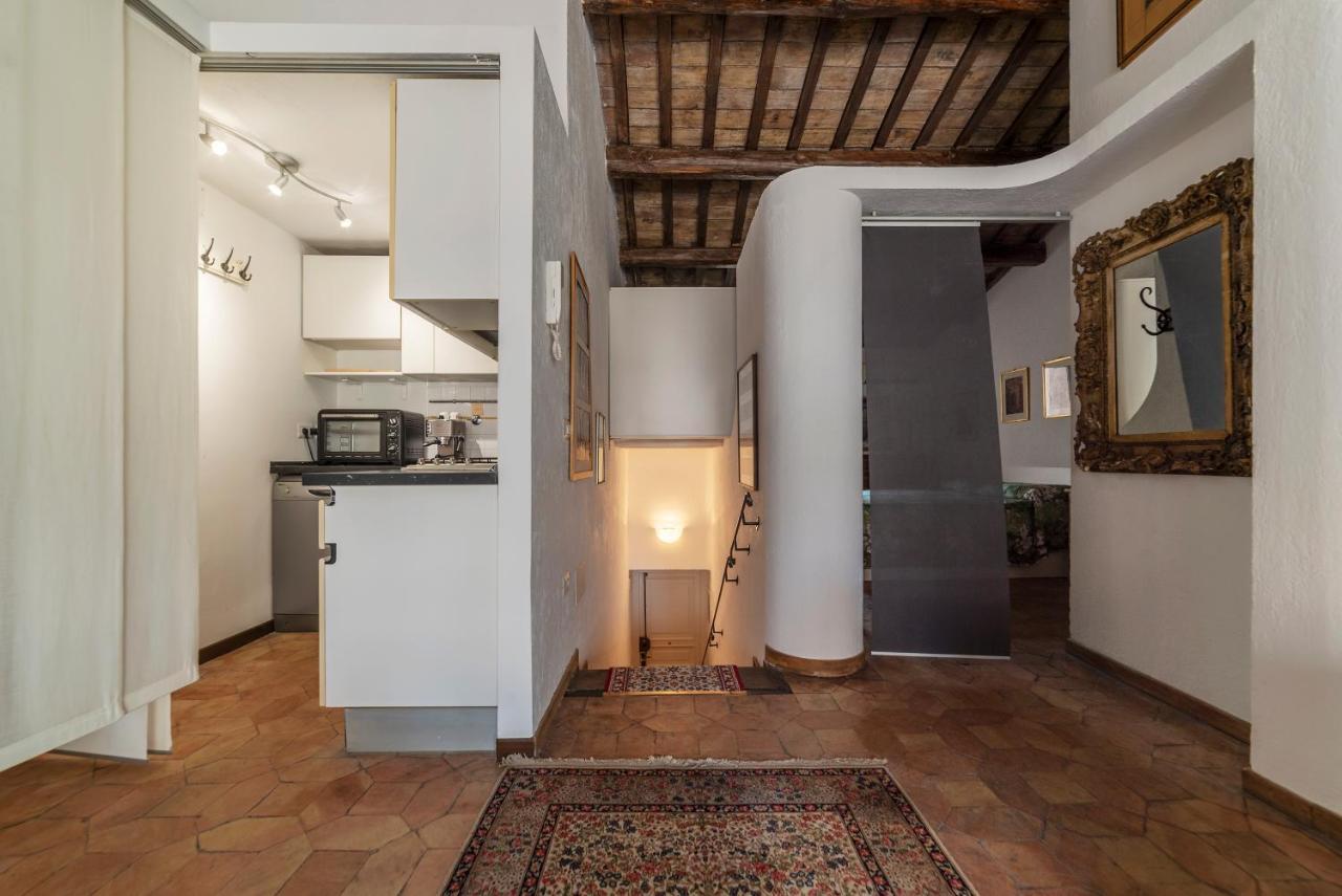 Banchi Vecchi Apartment With Terrace Rome Exterior photo